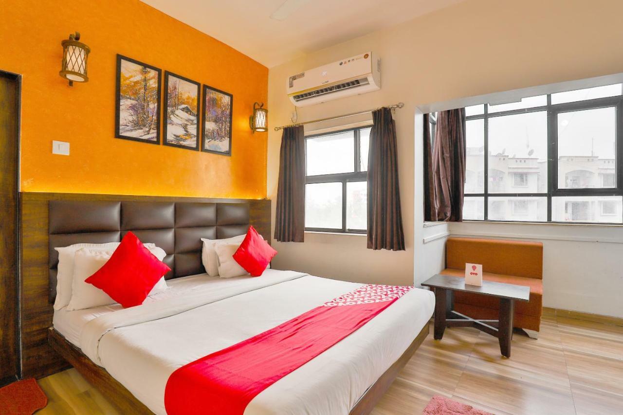 Hotel Sai Kripa Imperial Daman Buitenkant foto